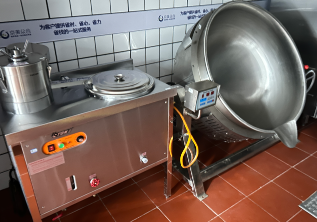 中学食堂厨房设备布局优化：提升工作流程与空间利用率