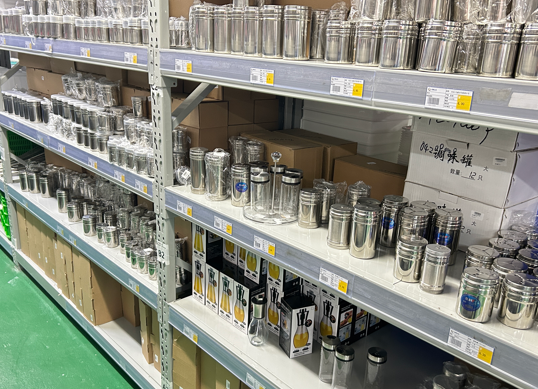 不锈钢厨具在酒店厨房的优缺点全面剖析